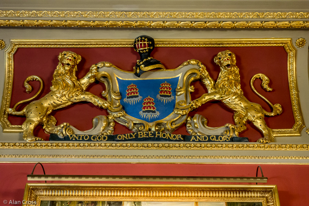 Drapers' Hall: Court Dining Room, Coat of Arms with two spelling mistakes!