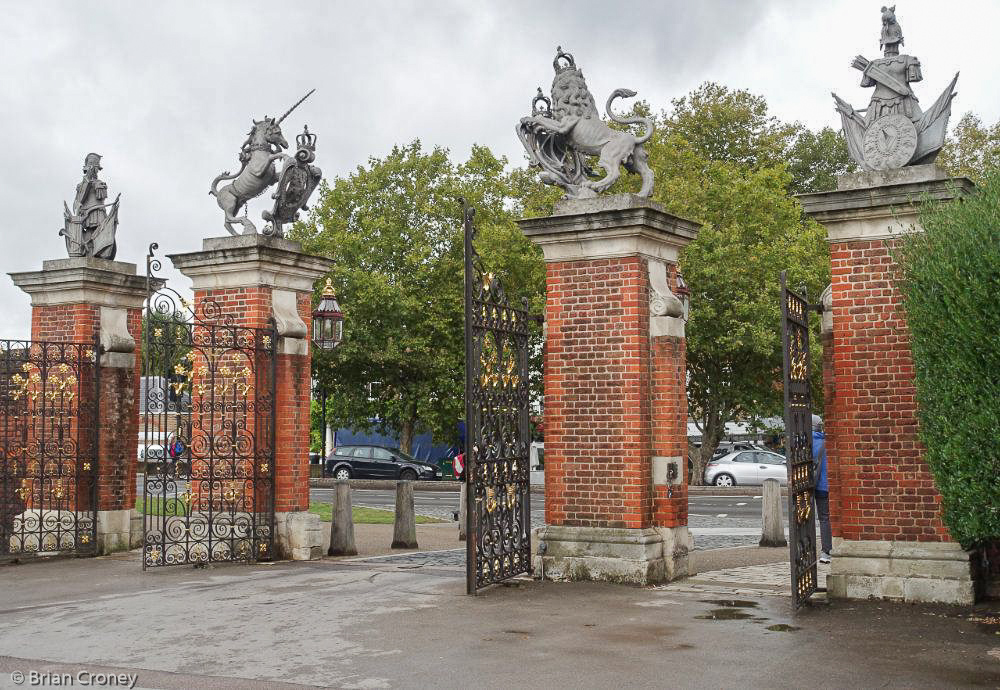 Hampton Court Palace Trophy Gate