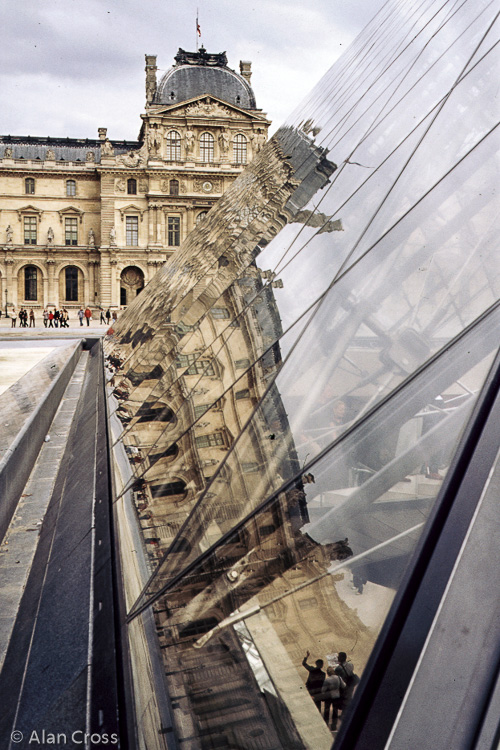 Pyramide reflections at the Louvre