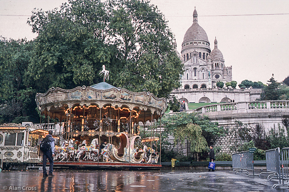 The carousel below Sacre Coeur