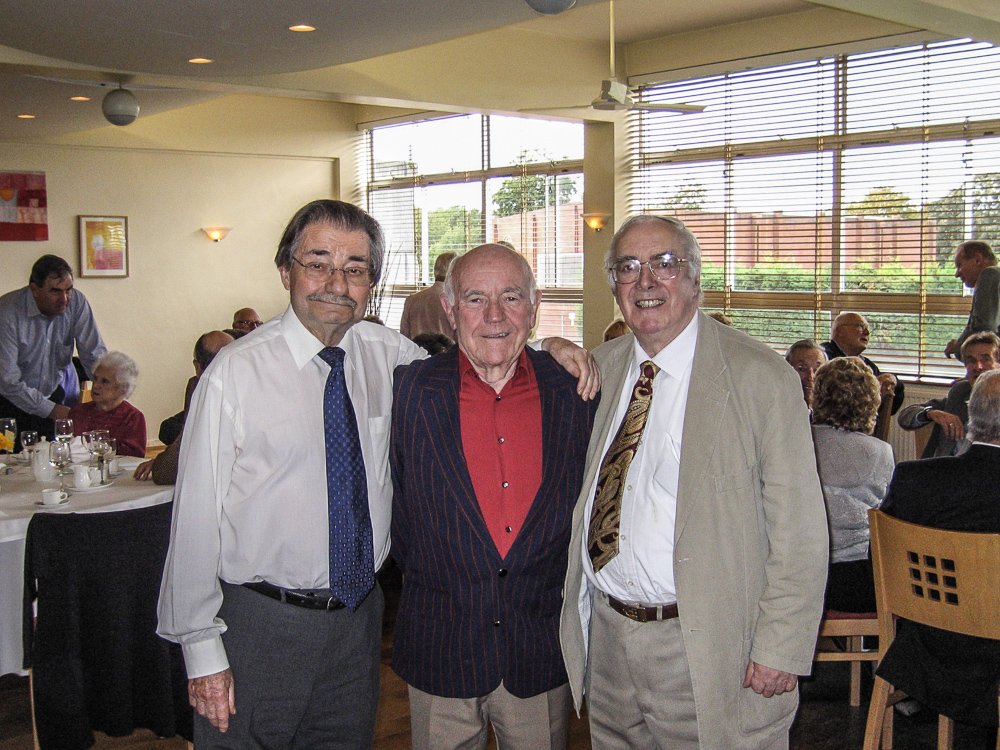 Eric with John Ammonds (l) and Vince Powell (r)
