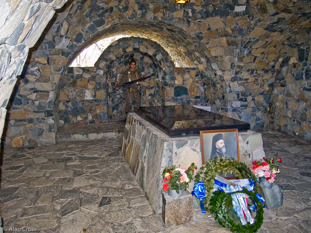 Makarios' grave