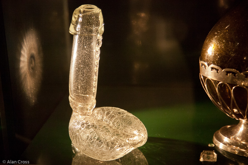 Dinastia Vivanco Wine Museum, Briones: close-up of that wine bottle