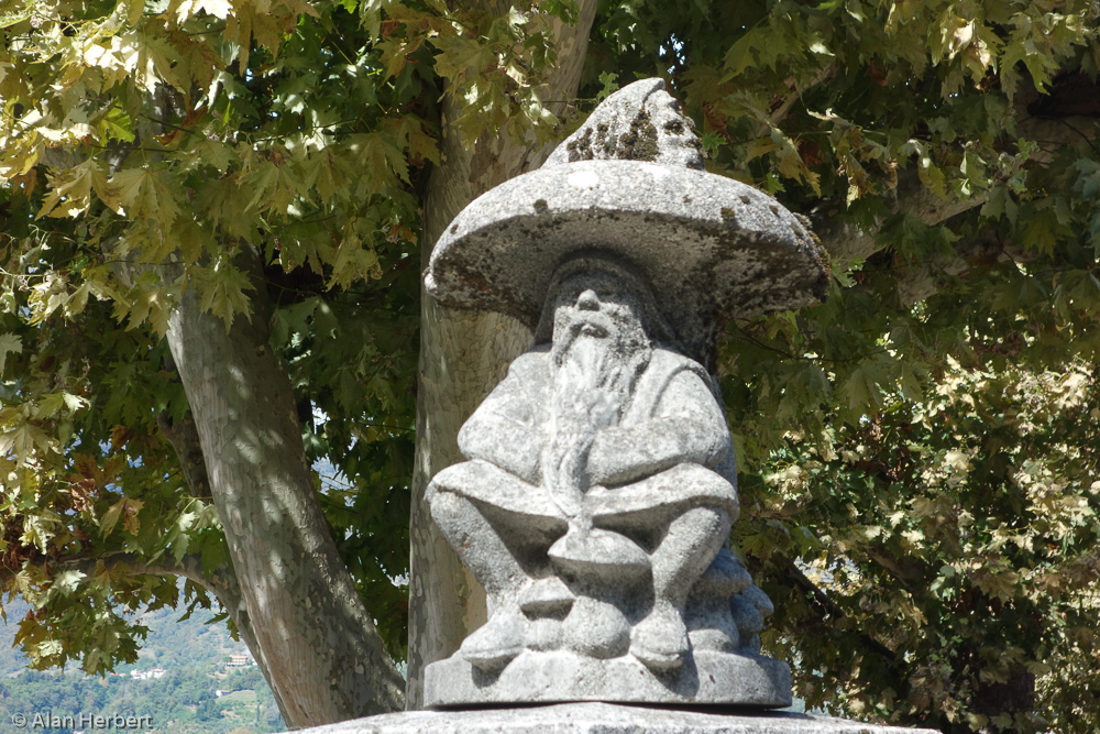 Gate Statue, Guggiate, Bellagio
