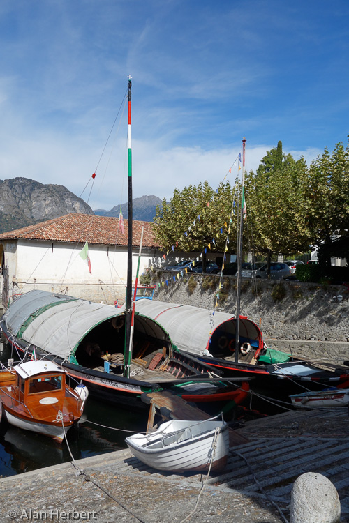 Larian Gondolas, Loppia Bellagio