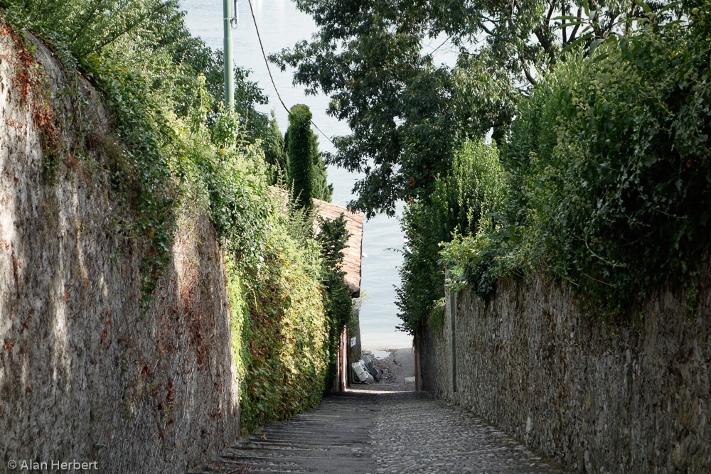 Walkway to Pescallo, Bellagio