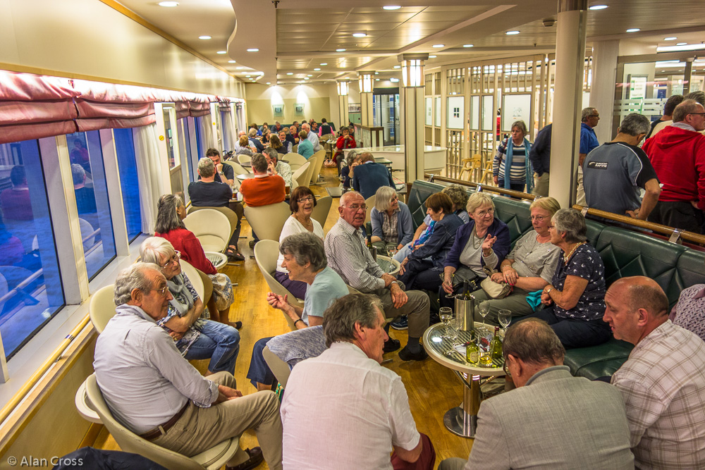 Mutual hospitality on board the Pont-Aven
