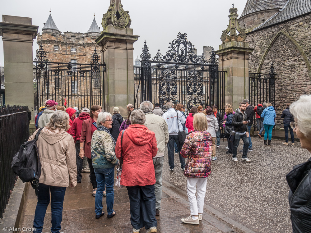 A tour of Edinburgh - Holyrood Palace