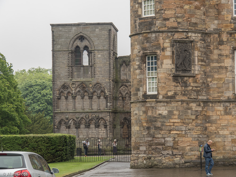 A tour of Edinburgh - Holyrood Palace