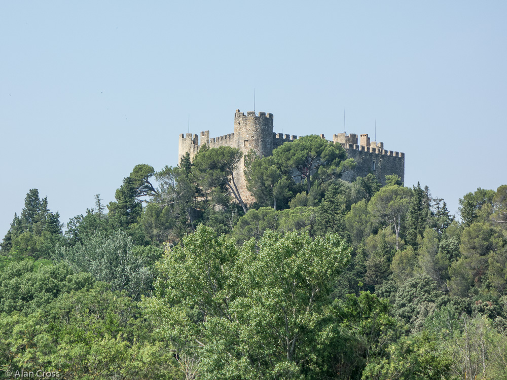 Castle in Chateuneuf-du-Pape region