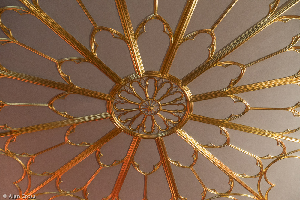 Ceiling detail in the round drawing room
