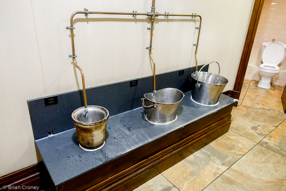 The gentlemen's facilities in the (Bill) Shankly Hotel