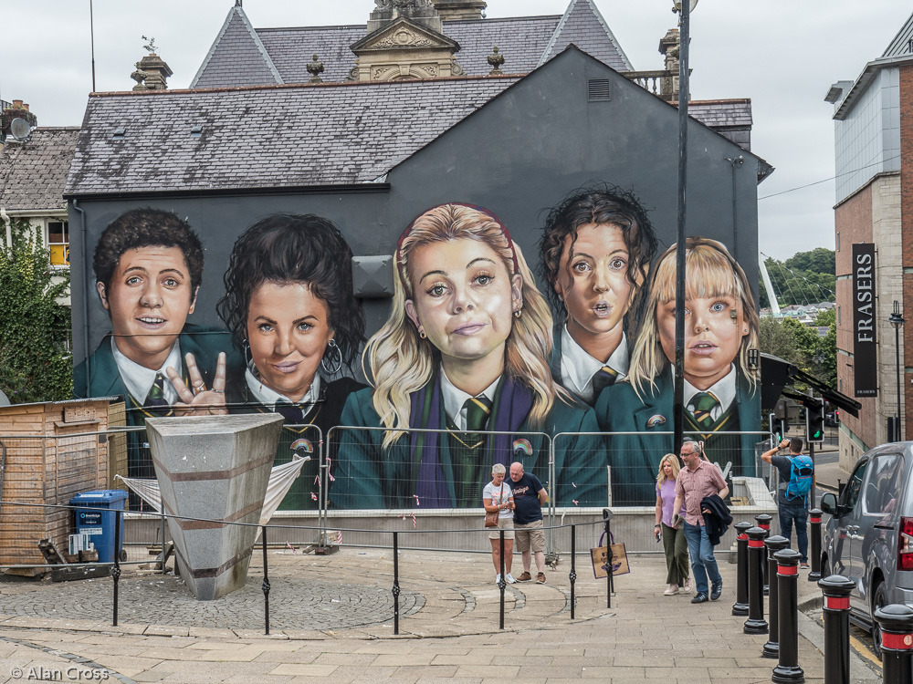 'Derry Girls' mural