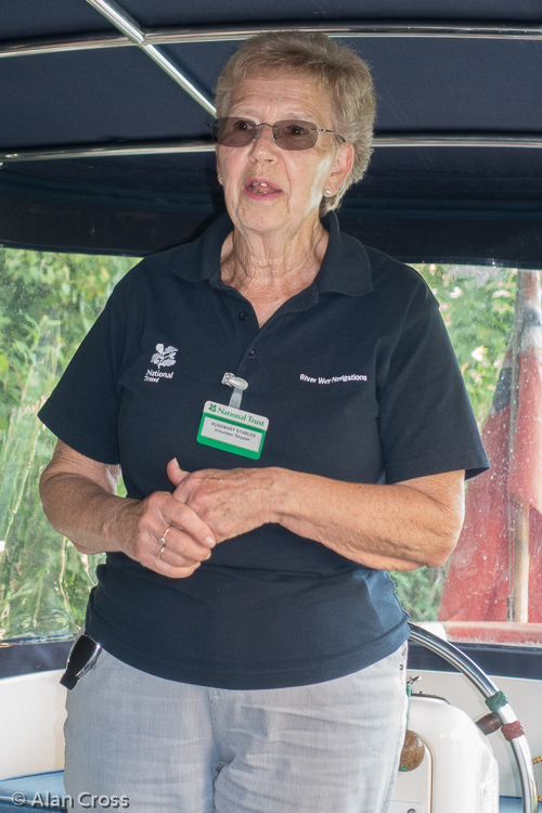 Rosemary Stables, Volunteer Skipper on the 'Dapdune Belle'