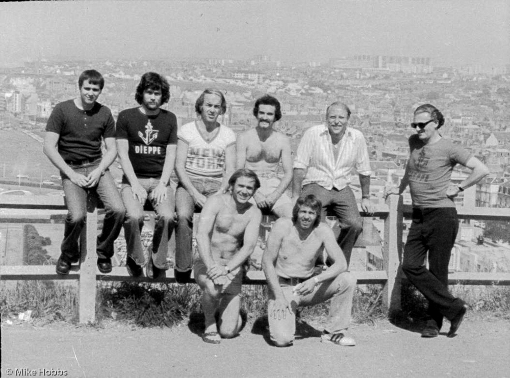 WYWH crew photo: Back L-R:  Peter Unwin, John Sharland , Phil Haines, Mike Hand-Bowman, Mike Hobbs, Peter Bond.    Front L-R: Ray Nicholson, Geoff North