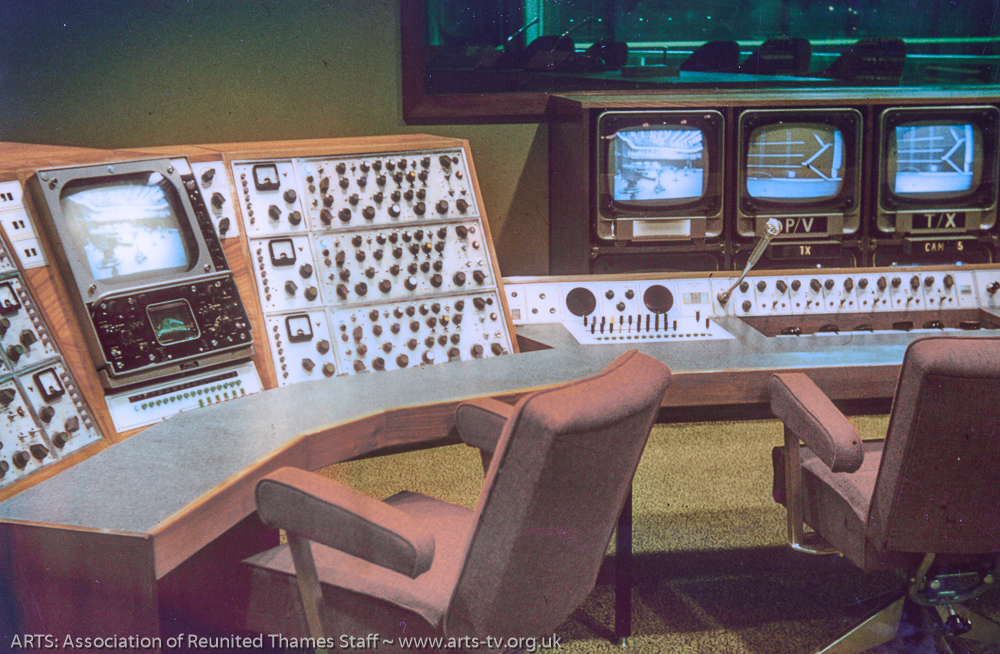 Studio 1 Teddington Vision Control. Monochrome EMI 203. 1962-68
